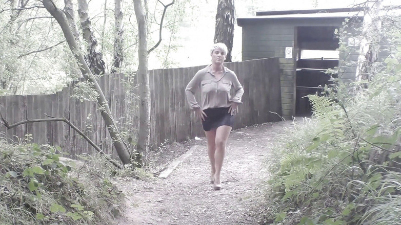 Kylie Britain Adventures: Caminata caliente