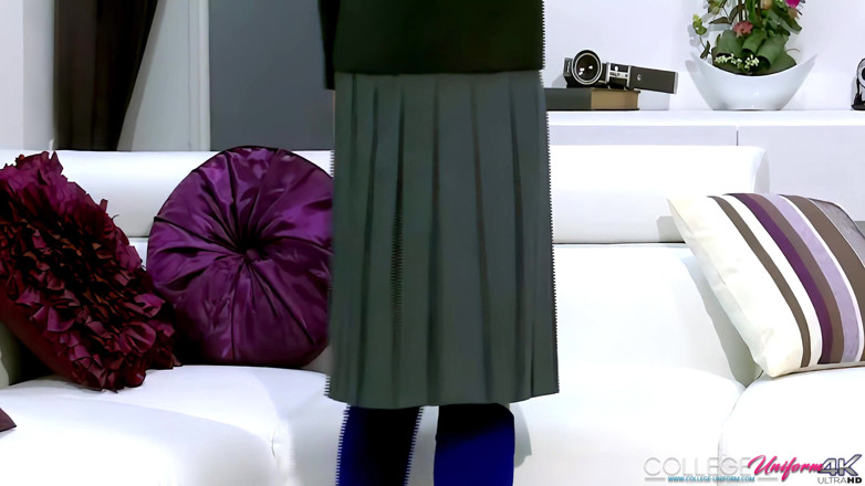College Uniform: Sophia Smith'in rol aldığı Royal Blues