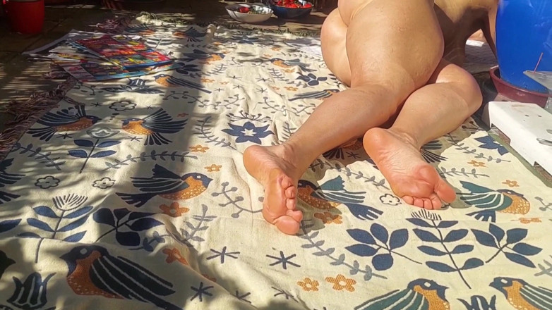 Selena701: Femme mature blonde amateur dans la nature