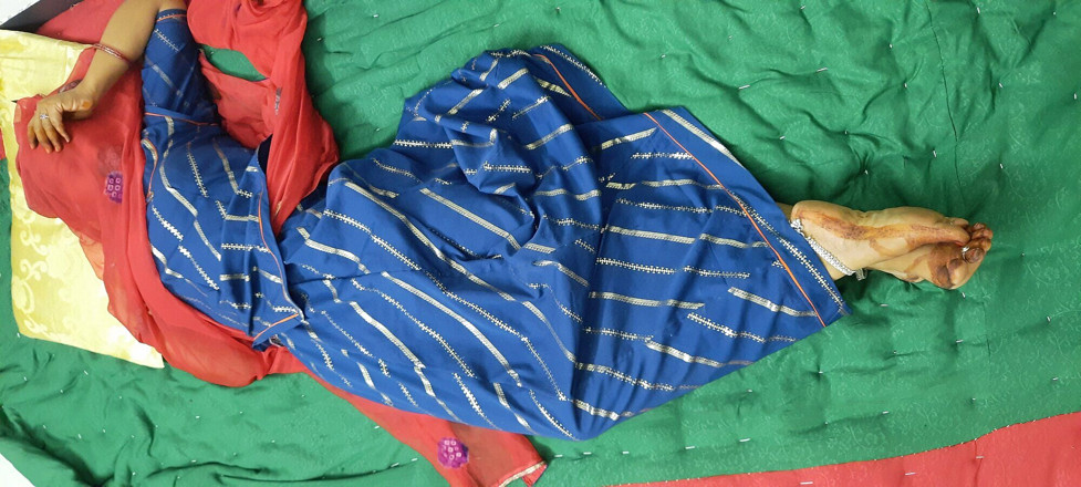 Kavitamaam: Desi scopata dalla coinquilina desi ragazza scopata da coinquilino