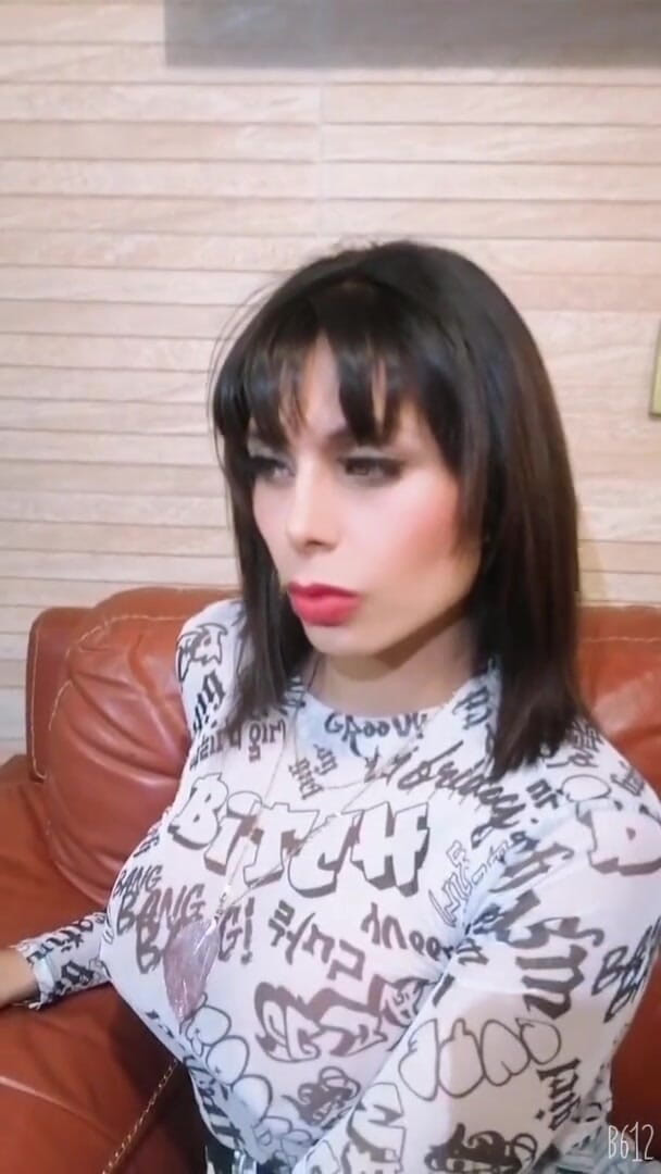 Barbietransxxxx: транс занимается оральным сексом с другом