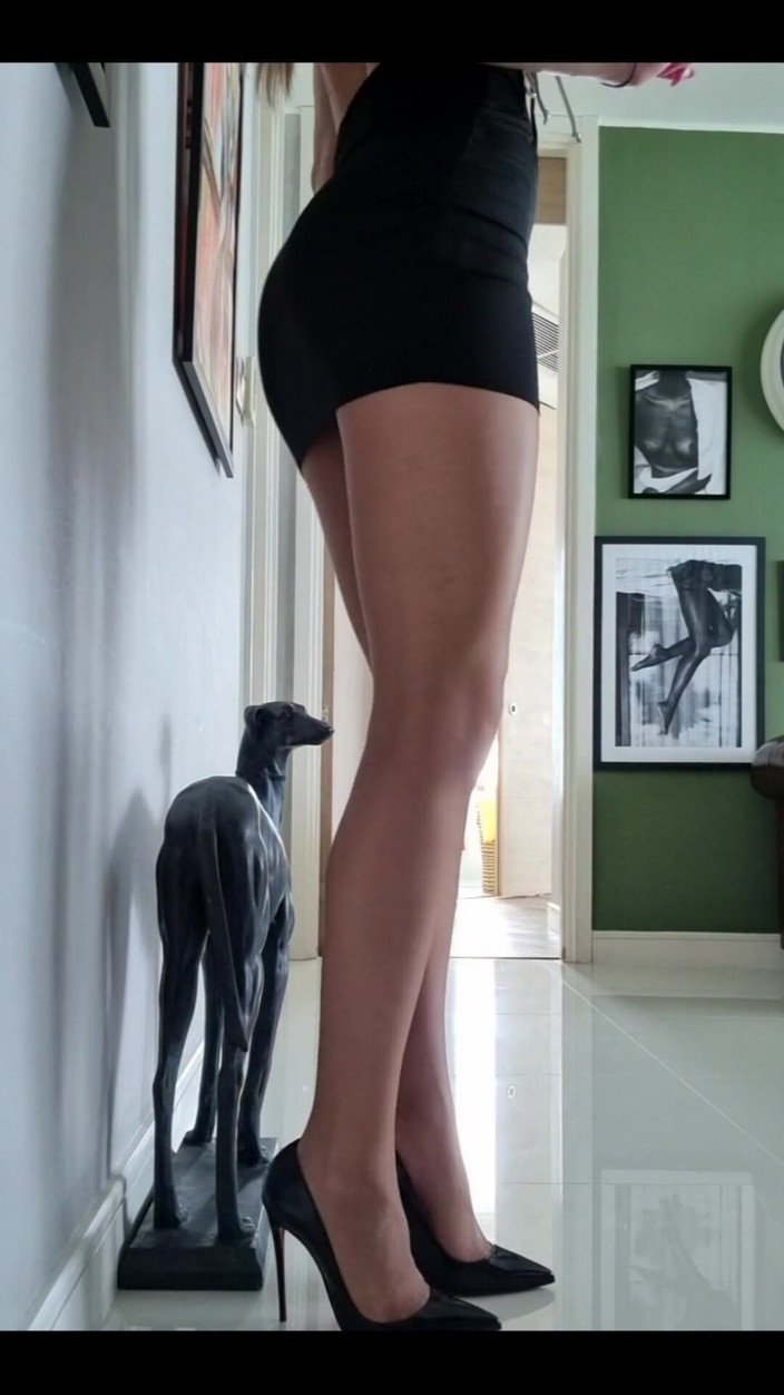 Angel The Dreamgirl: ¿Cómo te gusta mi atuendo?
