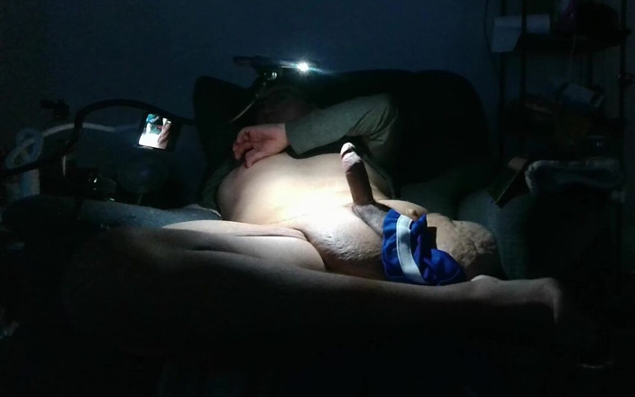 Lymph Guy: Geamputeert wordt wakker om een enorme dikke lading te schieten
