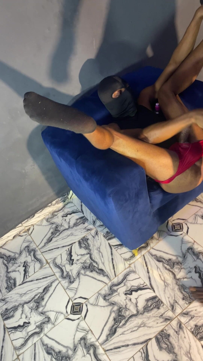 Arola7: Destruction de cul