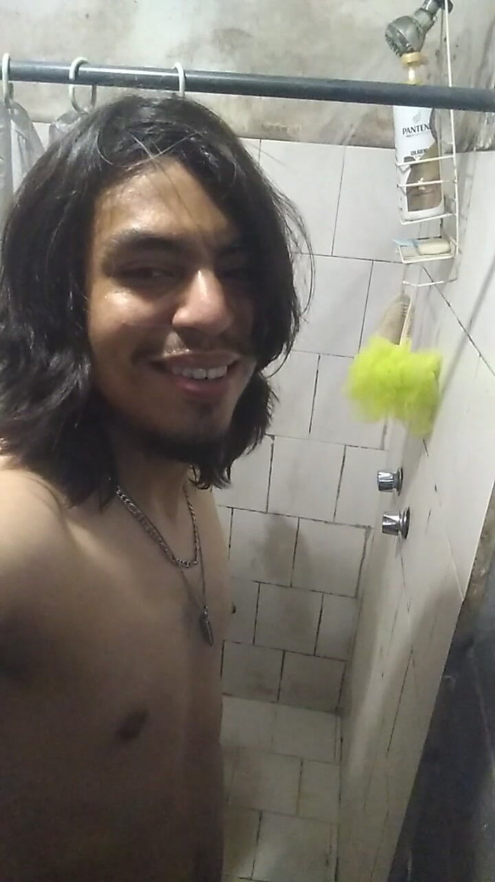AlexAlejandro13: Extrémní zpocený nevlastní otec