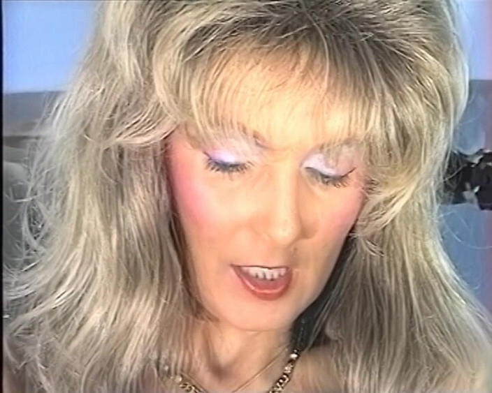 GERMAN PORN CLASSICS: Sandra PerlukanNya Sekarang