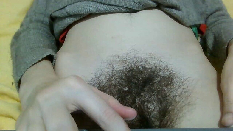 BW_Dolphin: Harig poesje opzij, meisje toont haar haar aan haar vriendje...