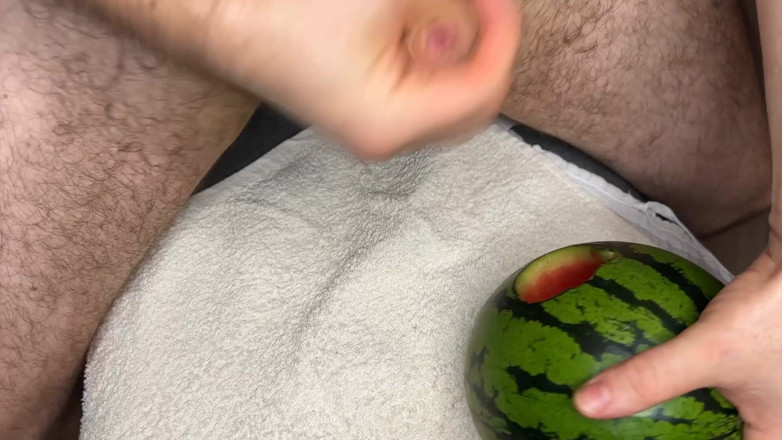 Paul Bear: Mengongkek melon