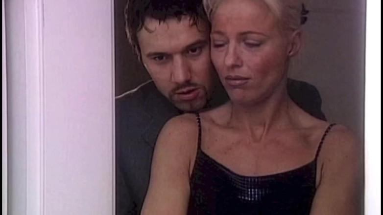 Inthe MILF room: Секс в туалете с неграми, пока парочка наблюдает