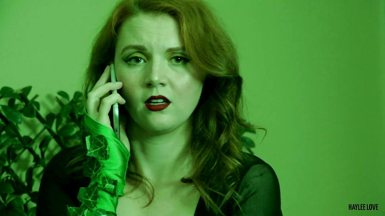 Haylee Love: Poison Ivy fait de Robin son esclave, partie 3