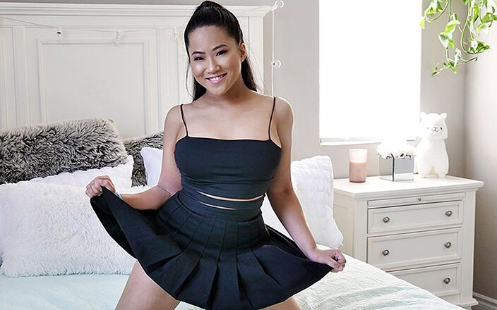 Team Skeet: Dara Asia Eksotik Yang Menakjubkan Mengalami Zakar Putih Besar Buat...