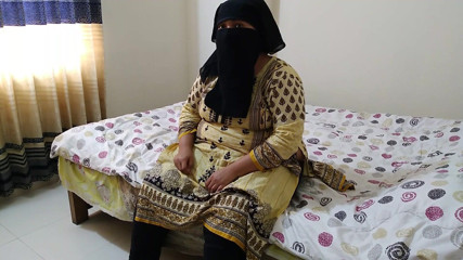 Aria Mia: Deel Hotelkamer met Hot Bhabhi