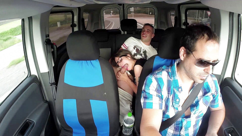 Lethal Teens: Neuken in een taxi