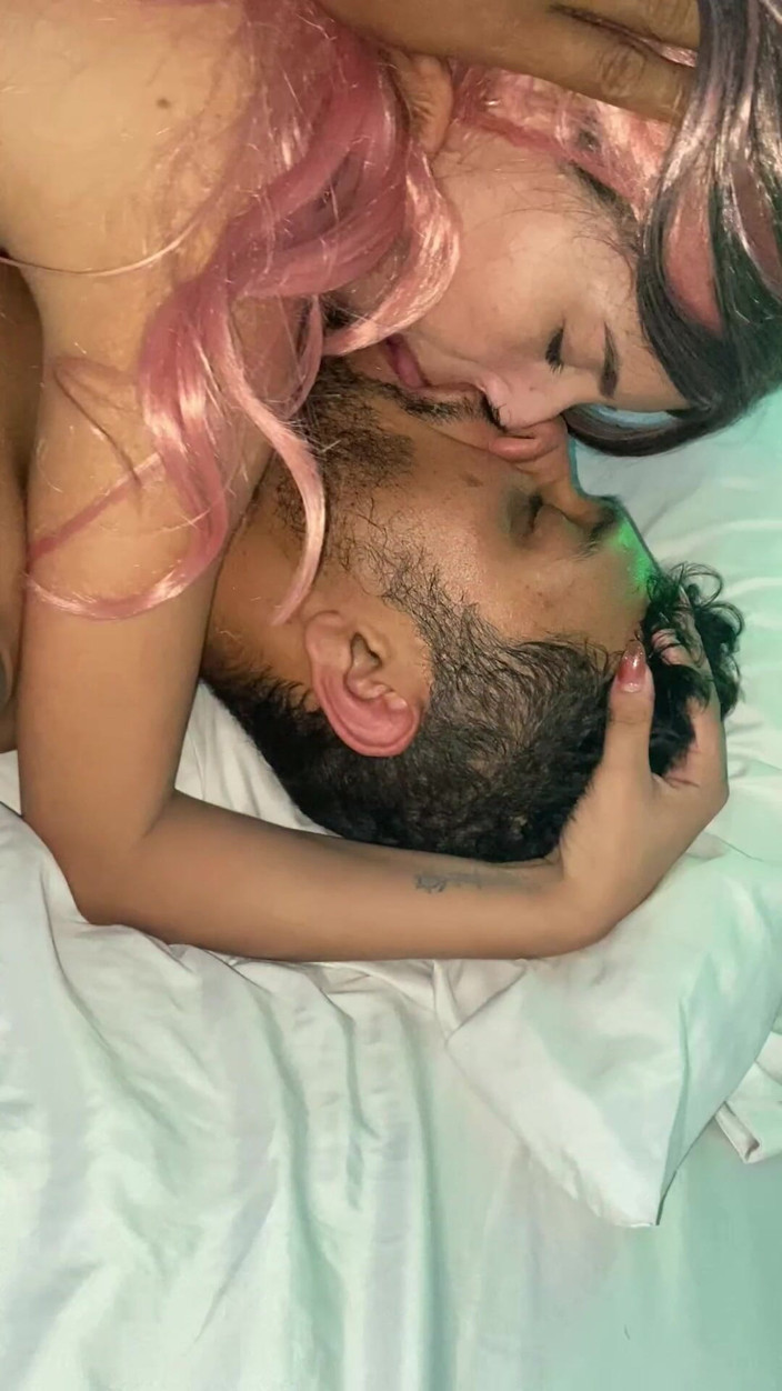 Erikadiamond: Abang tiri Latino menanggalkan thong saya apabila kami bersama di...