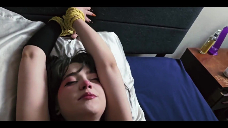 DemonicDivine: La sexy Ahegao Catgirl Bondage - attachée à un vibromasseur et baisée