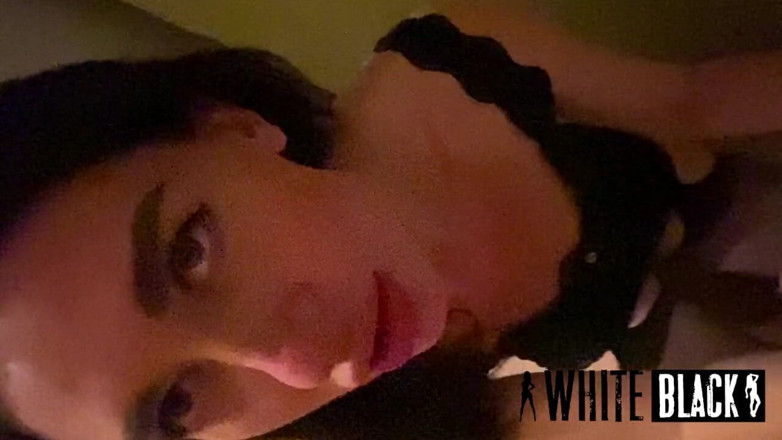 WhiteBlack: 従順なイラマチオ友人アナル妻