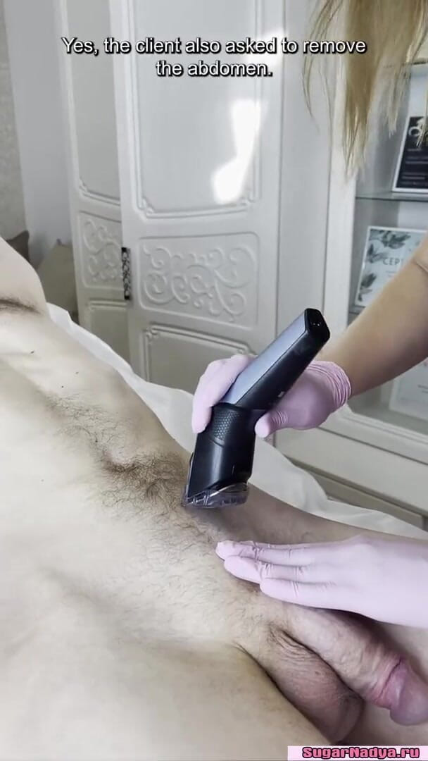 SugarNadya: Sambil ngajarin potong rambut yang intim, pelanggan crot di seluruh...