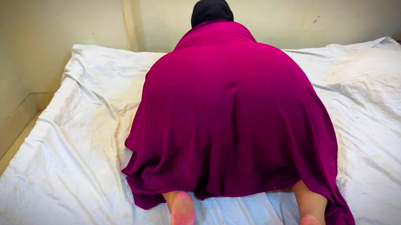 Your Boy's Cum: मैं तकिए पर कूदने के बिना अपना दिन शुरू नहीं कर सकता क्योंकि मैं अरब की सुपर हॉट चोदने लायक महिलाएं हूं