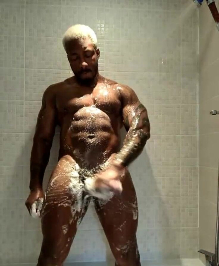 Amadeus: Stream začal na 08/06/2020 09:47 sprcha Jockstrap
