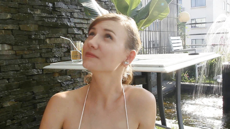 Angel The Dreamgirl: Extrem utomhus