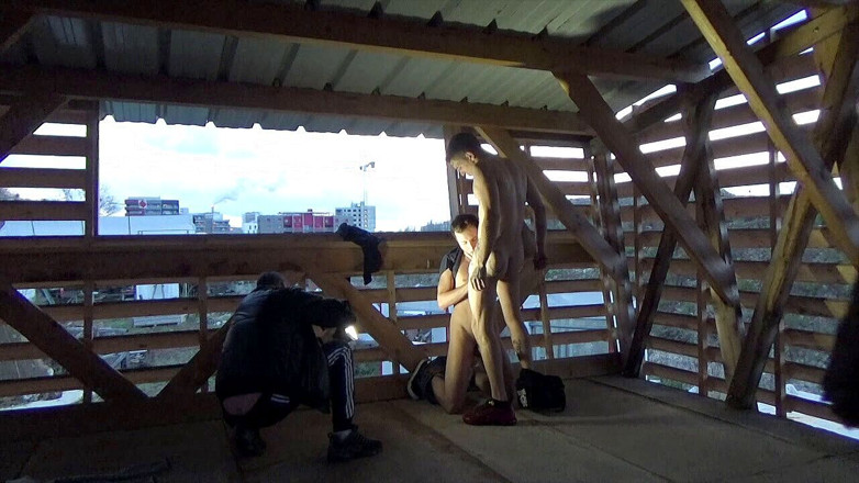 RAW PORN SPY CAM: Video với Romantik bị đụ thô bạo bởi maxecne triển lãm...
