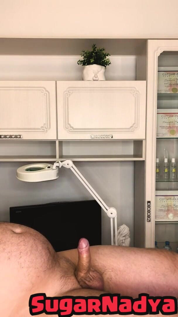 SugarNadya: 以阴茎为例进行lingamma按摩的专业培训
