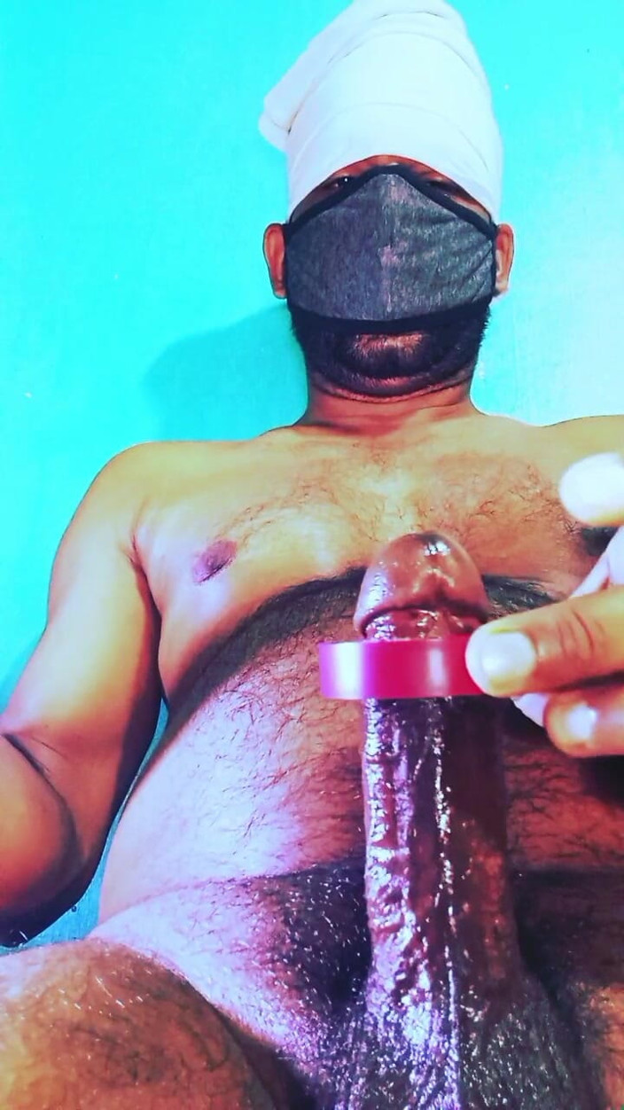 Masumbdv1: Chico indio con polla grande masturbando mi habitación - compilación