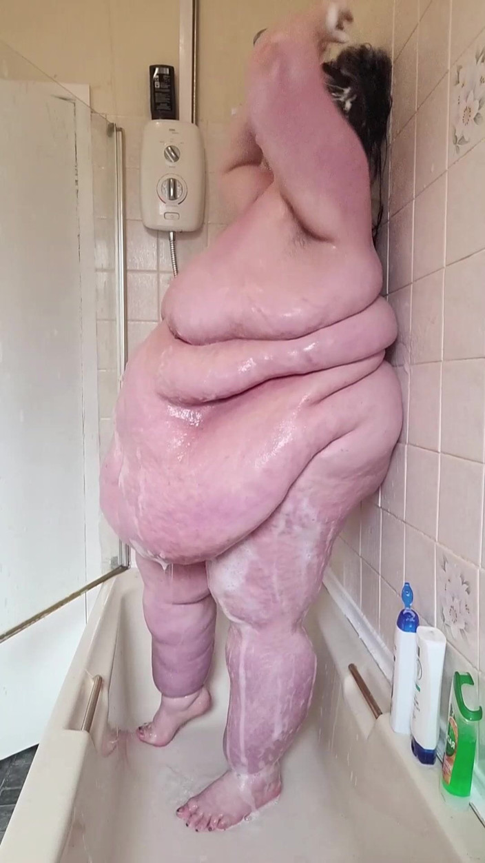 SSBBWLadyBrads: 젖게 하는 싱플리스 튀김