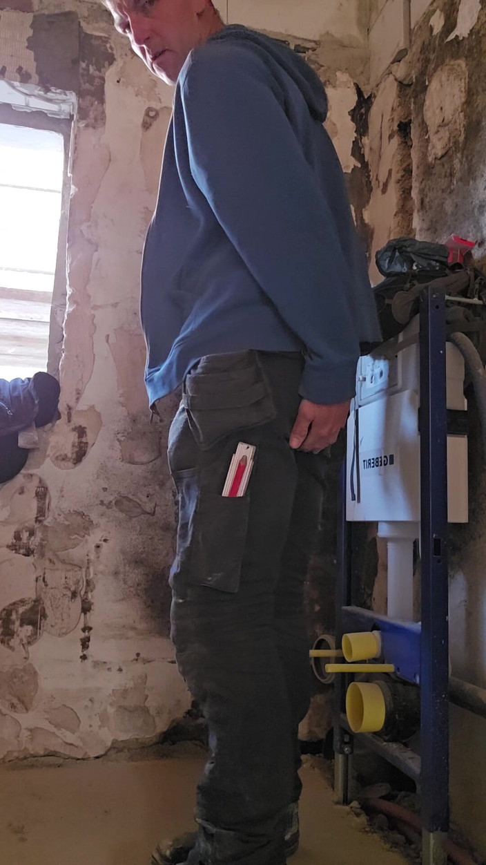 Chris_snoopy_91: Permanently Bi-man Gets It with a and Masturbates While Working...