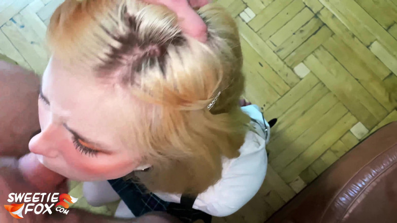 Sweetie Fox: Глубокая глотка крошки в бондаже и хардкорный трах киски - камшот в видео от первого лица