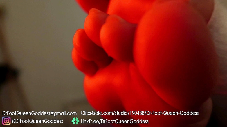 Dr. Foot Queen Goddess: Červeně svítící podešve