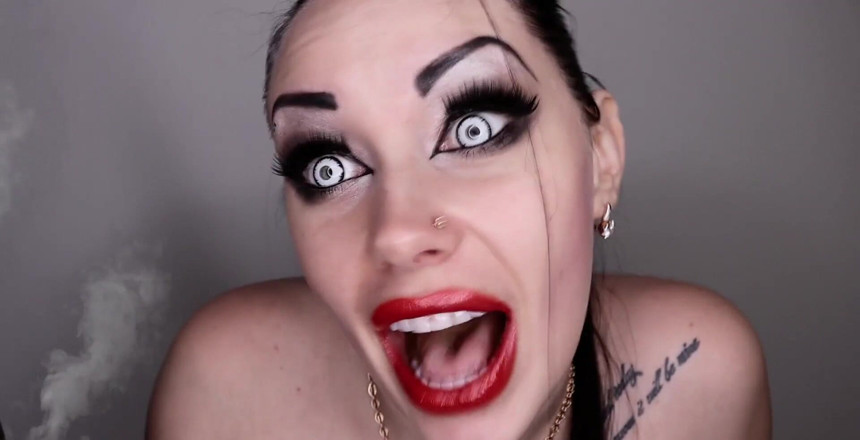 Goddess Misha Goldy: Вкусный хуй на гриле