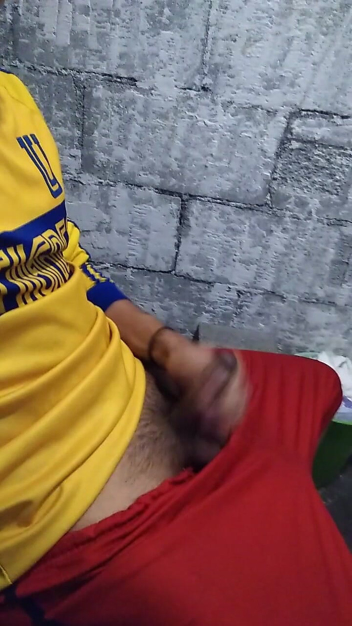AlexAlejandro13: Du gillar att jag sticker ut tungan så att du...