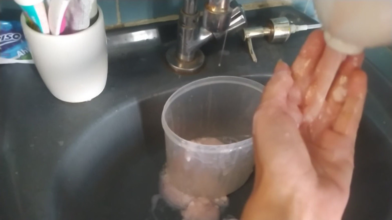 Ms Candy Bunny: Špinavé mýdlové slime na mých rukou