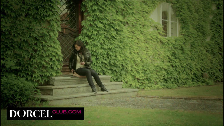 Dorcel Club: Лесбийский кватор