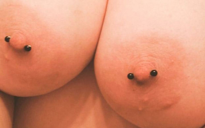 Rayna Foxxx: 隣のドアから私と一緒にごっくん(音声のみ)