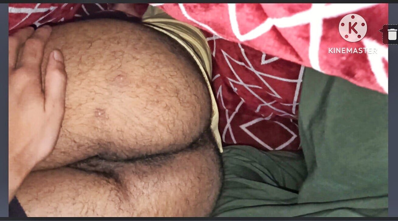 Desi__Panda: 인도 귀여운 거유 친구 뱅글라 털이 무성한 후장 뱅글라 대물 엉덩이 처음