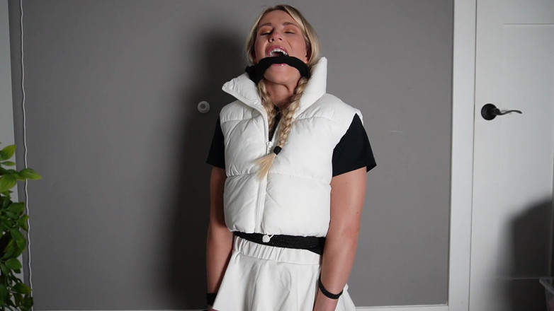 Keeks3005: BDSM - väst bondage del två