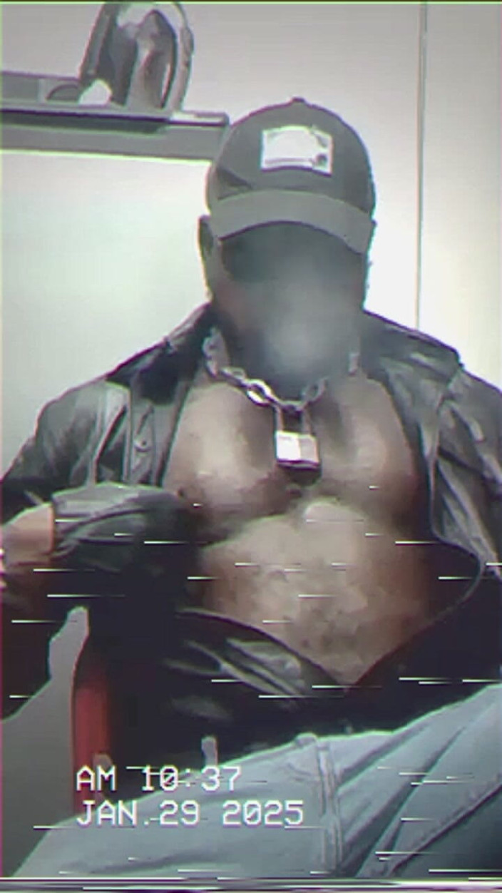 Black Muscle Stepdad: Glity VHS video rakaman otot kulit bate