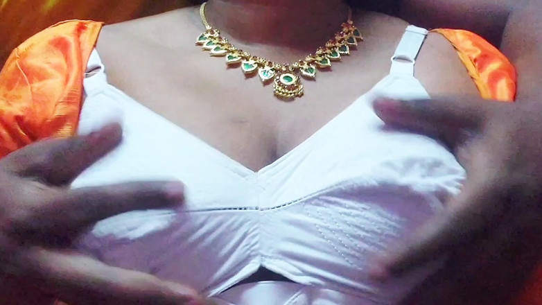 Desi Mohini: Suami selingkuh sama teman istrinya sendiri