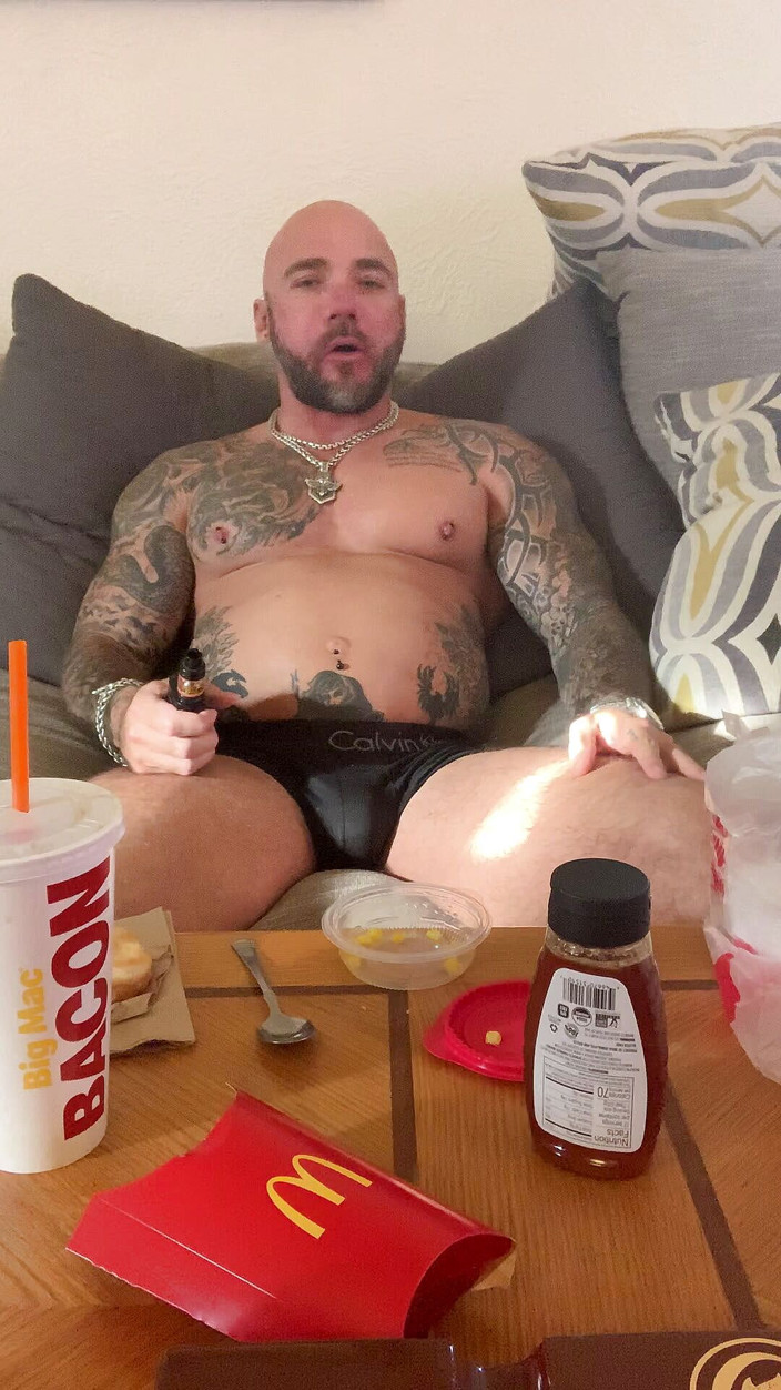 MasculineJason - Jason Collins: Mc Donald y Kfc Mukbang!