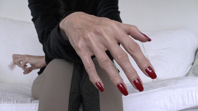 Lady Victoria Valente: Spannende Lange Rode Vingernagels, Geruïneerd Orgasme, Lady Victoria Valente