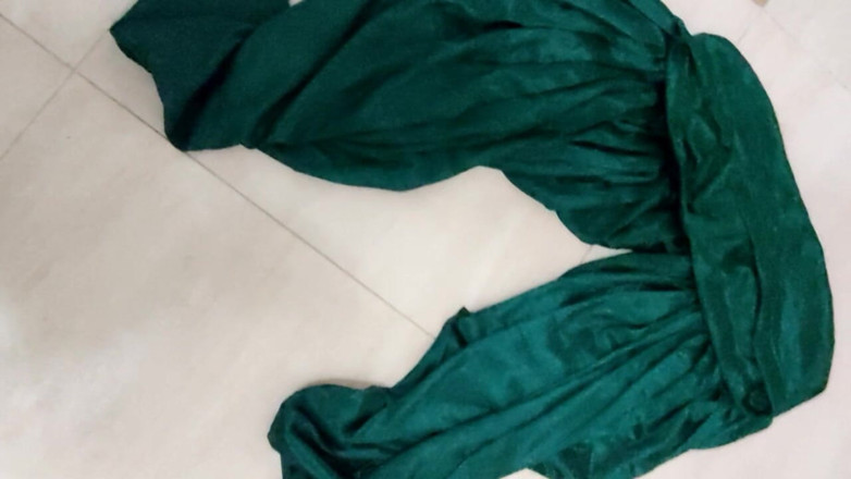 Satin And Silky: Porno cu labă cu mătase satin - labă cu Green Satin...