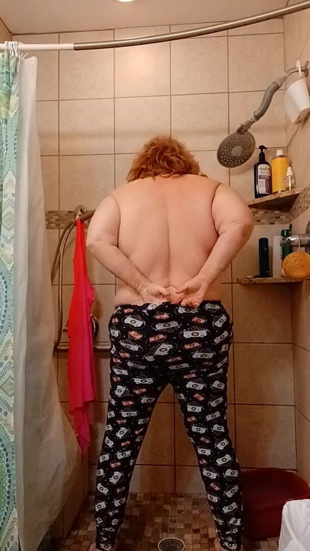 BBW nurse Vicki adventures with friends: Fan är det jag kikade på mina byxor?