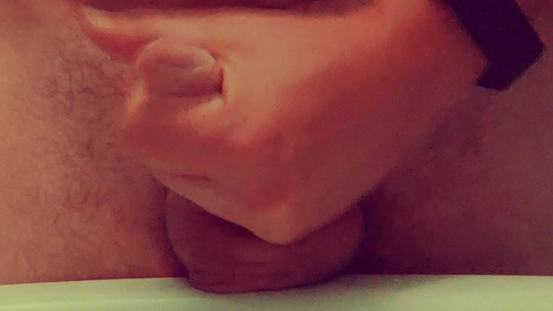 My little secret: Masturbating in the sink