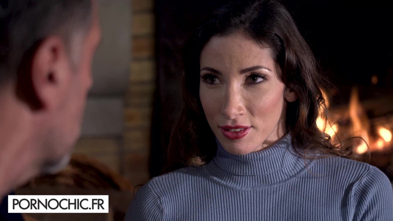 Pornochic: Clea Gaultier, submissa e safada