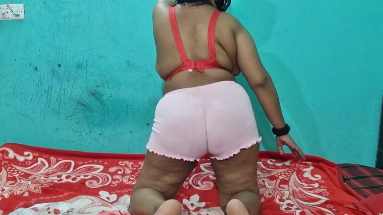 NilaRani693: Terlalu Manis Untuk Mengabaikan Video Solo