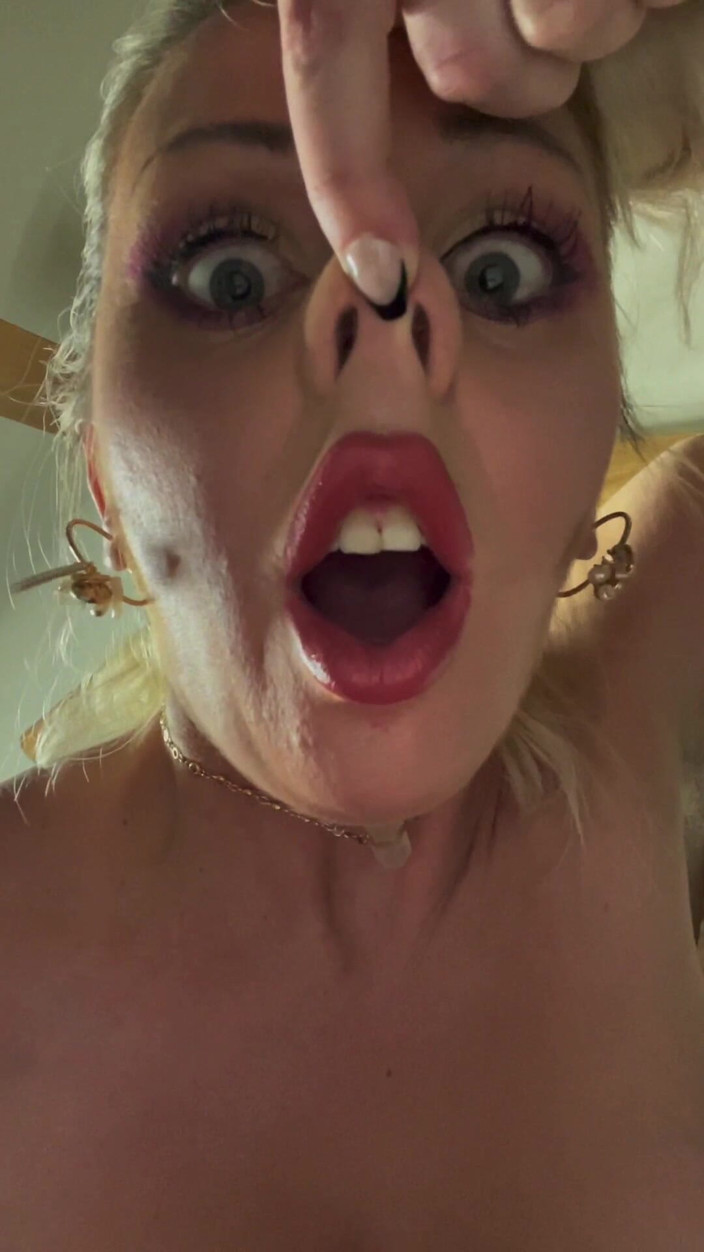 Sultry Silvea: Sultry silvea, dummer piggy hat es auf ein vorstellungsgespräch ab