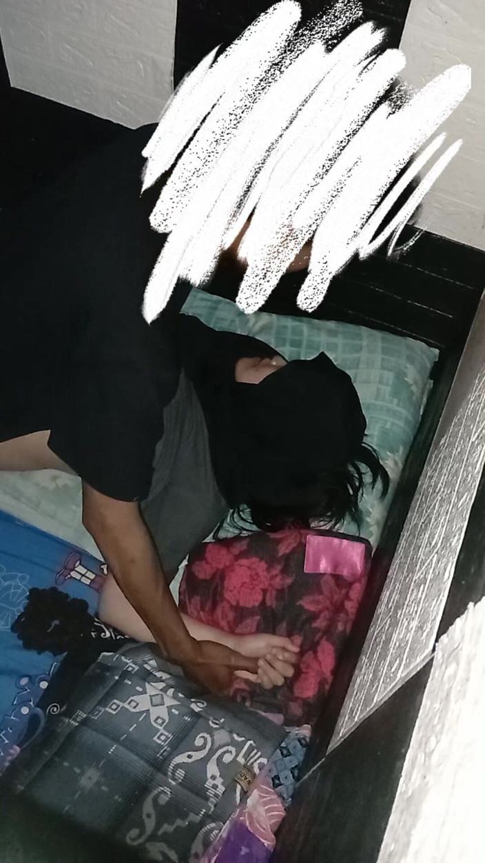 Famly sex: Nikmatnya Memek Sempit Dan Kulit Putih Wanita Asia Ku
