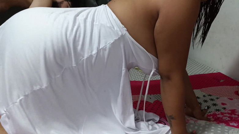 Pikaa6: Je baise ma copine en robe blanche